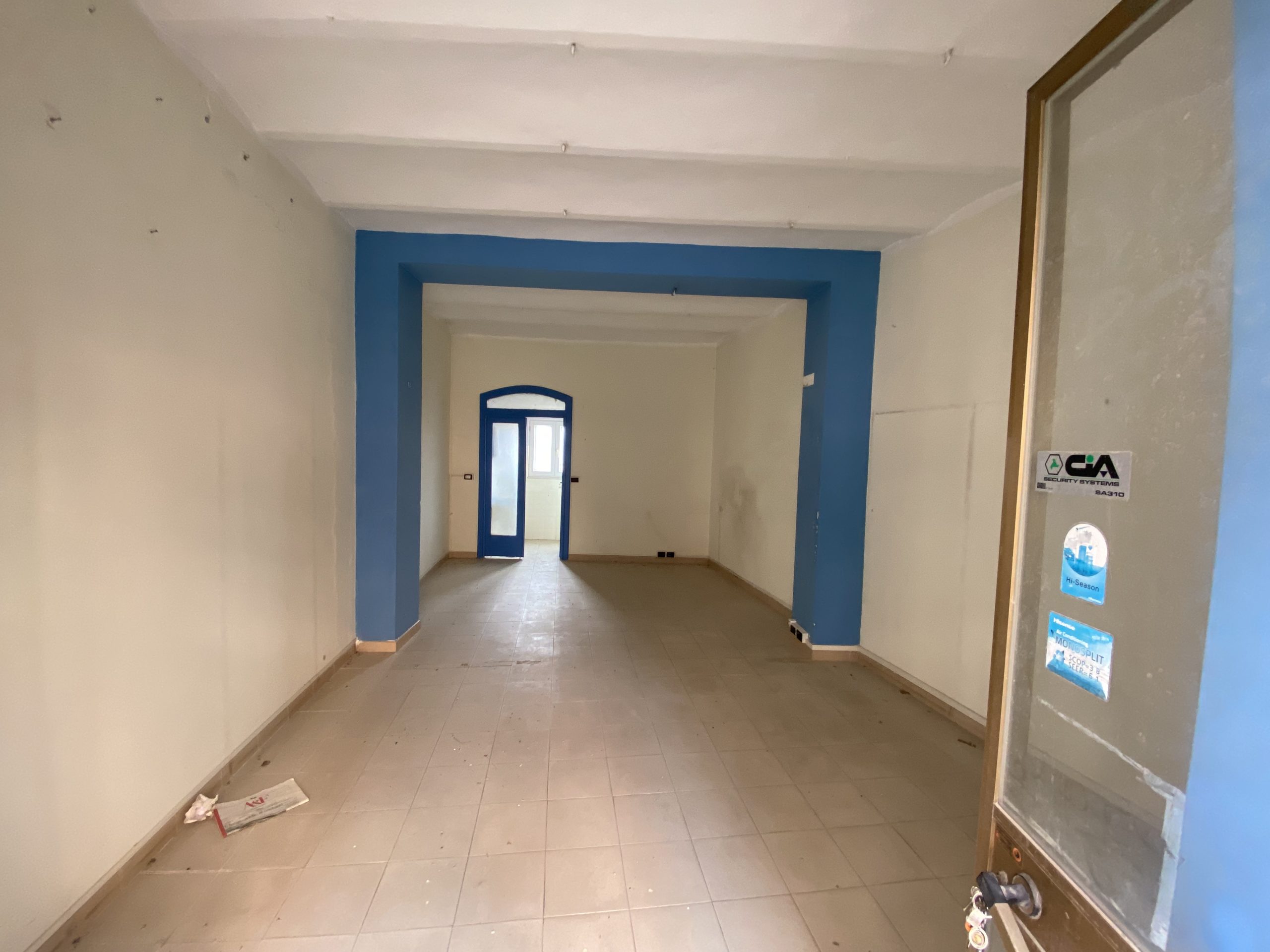 21-LOCALE-COMMERCIALE-1