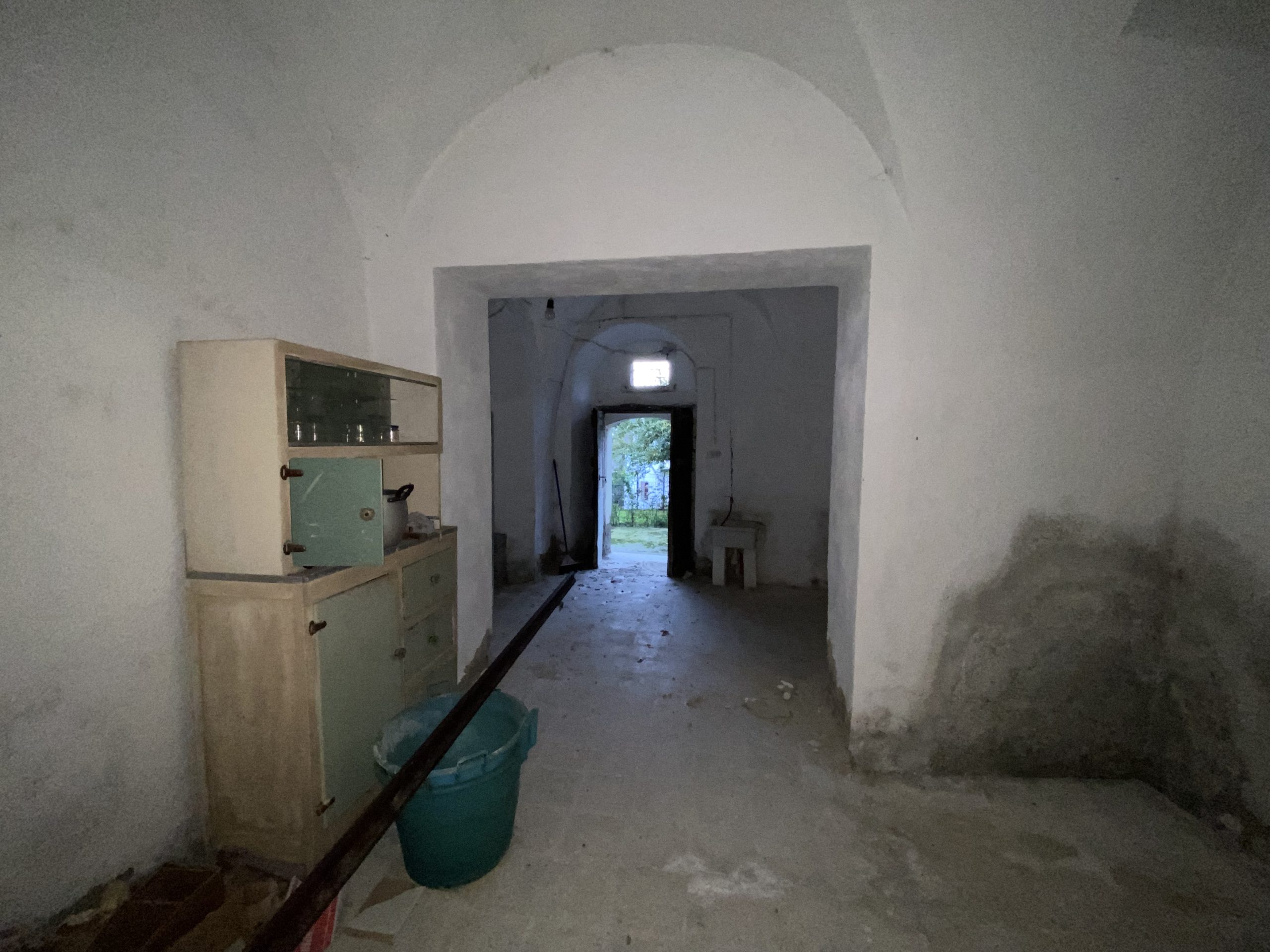 26-SOTTANO-CANTINA-2